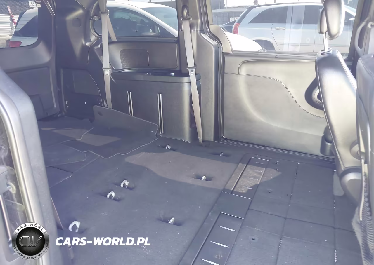 2019 Dodge Grand Caravan Gt VIN:2C4RDGEG4KR645964 - 8