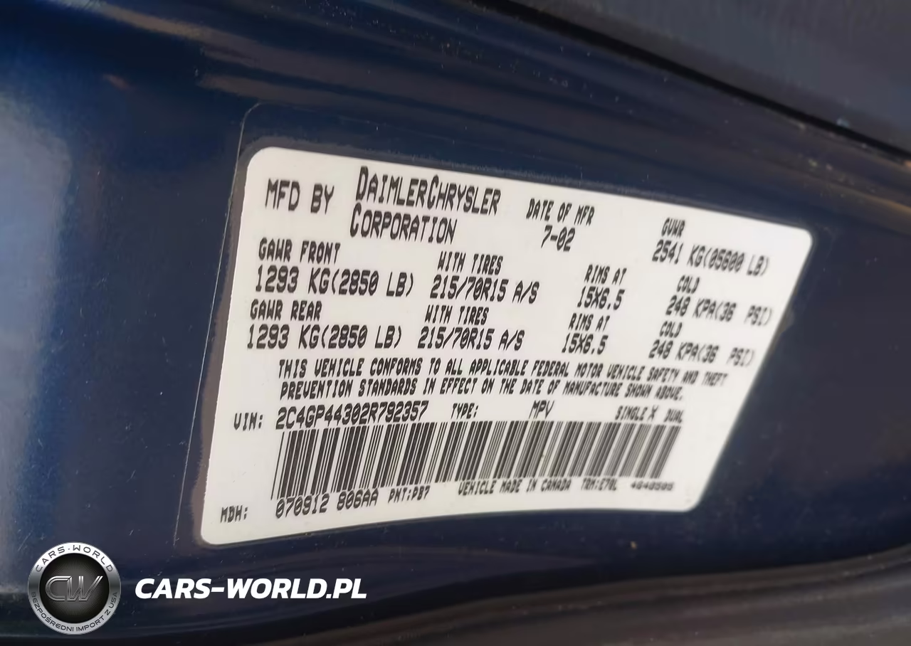 2002 Chrysler Town & Country Lx VIN:2C4GP44302R792357 - 9