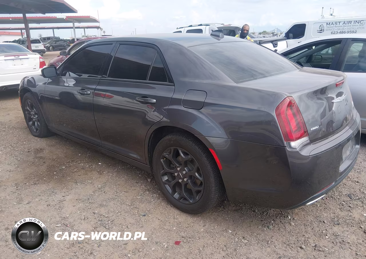 2019 Chrysler 300 300S Awd VIN:2C3CCAGG9KH569798 - 3