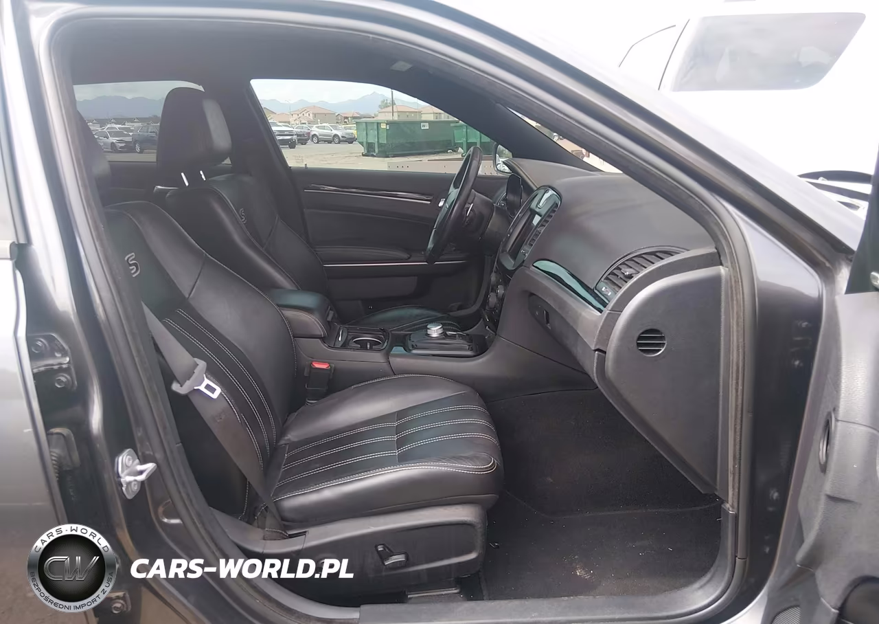 2019 Chrysler 300 300S Awd VIN:2C3CCAGG9KH569798 - 5