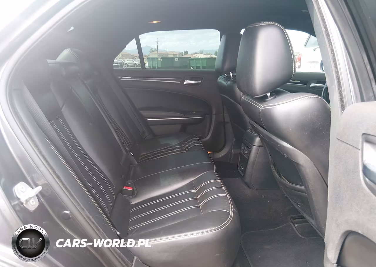 2019 Chrysler 300 300S Awd VIN:2C3CCAGG9KH569798 - 8