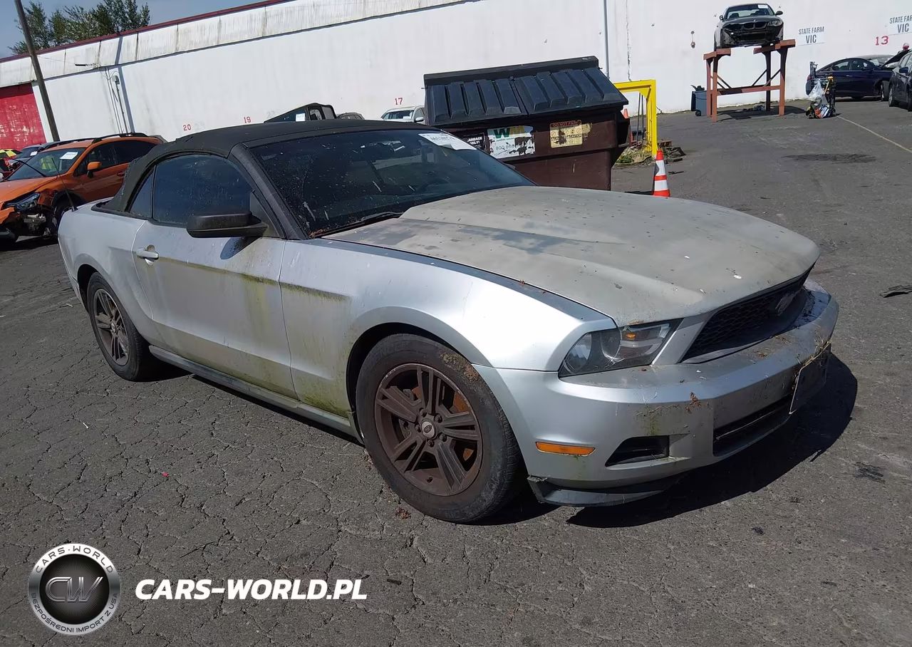 2012 Ford Mustang V6