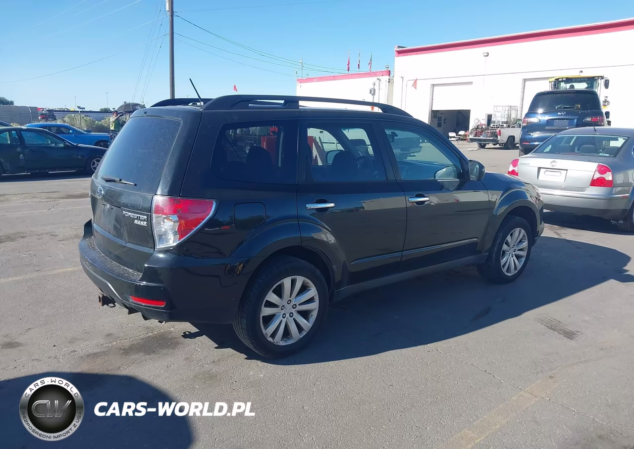 2011 Subaru Forester 2.5X Premium VIN:JF2SHADC9BH743922 - 4
