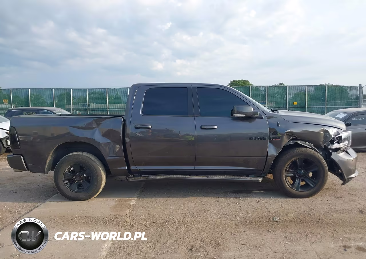 2018 Ram 1500 Night 4X4 5'7 Box VIN:1C6RR7MT4JS196452 - 13