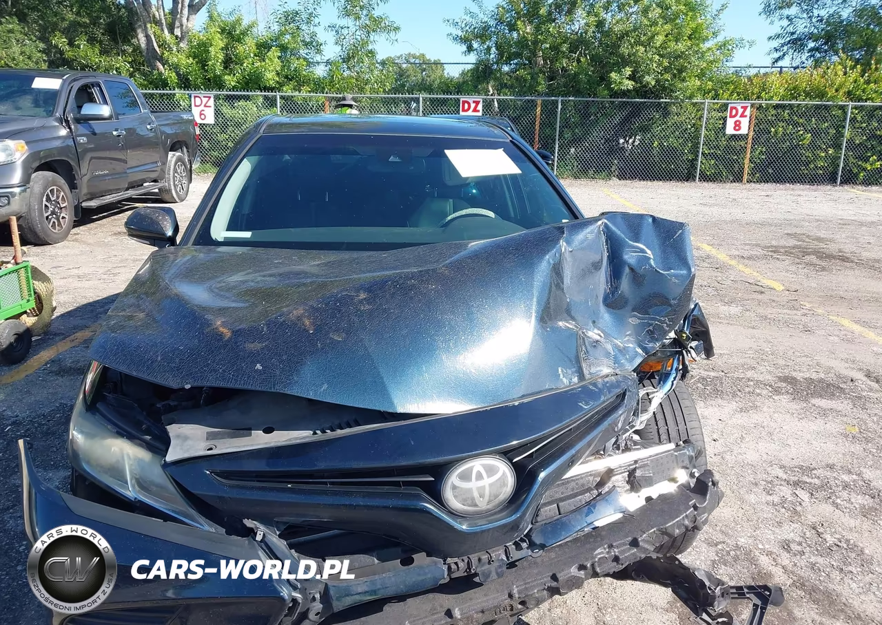2018 Toyota Camry Se VIN:4T1B11HK9JU646354 - 13