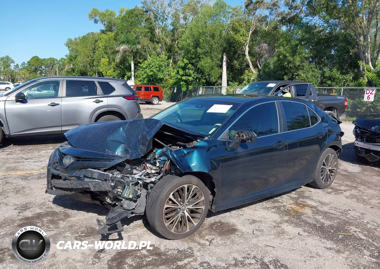 2018 Toyota Camry Se VIN:4T1B11HK9JU646354 - 2