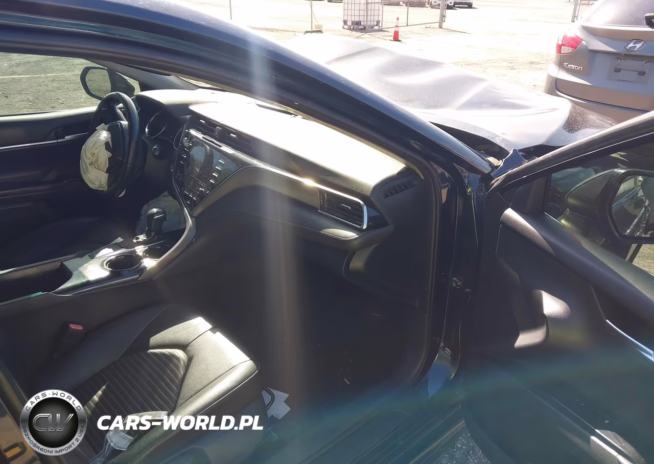 2018 Toyota Camry Se VIN:4T1B11HK9JU646354 - 5