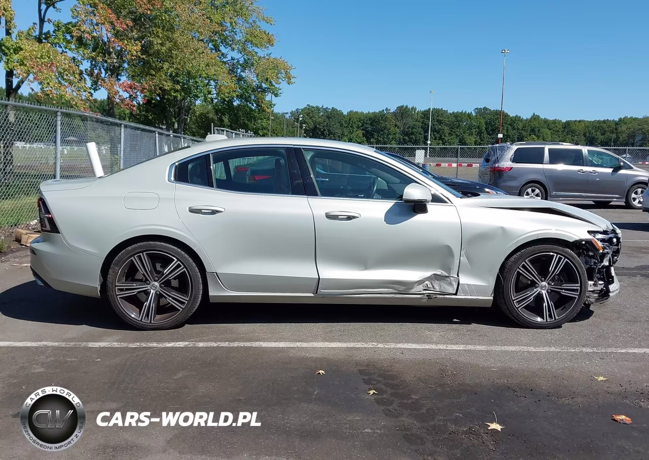 2019 Volvo S60 T6 Inscription VIN:7JRA22TL5KG012964 - 13