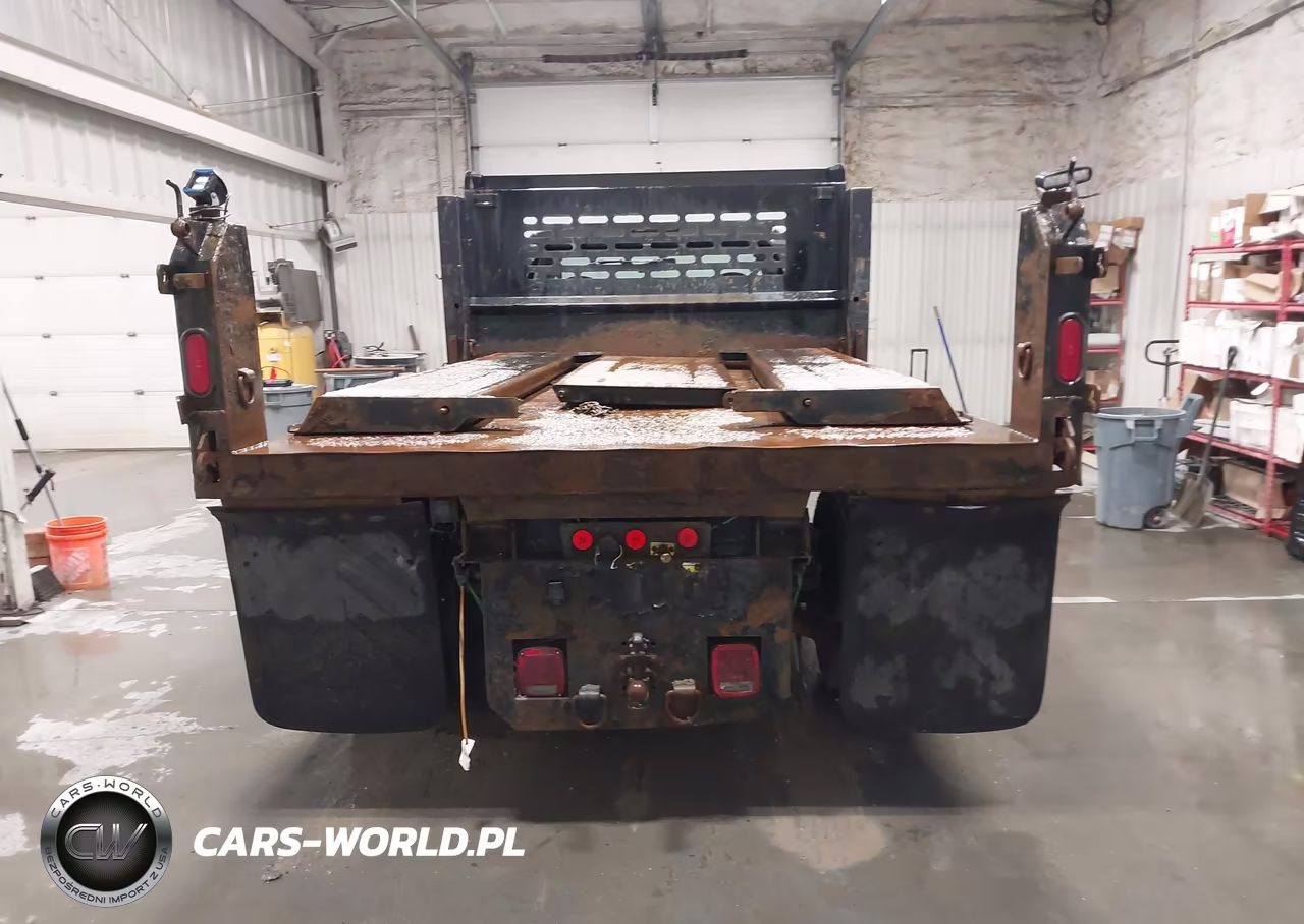 2009 Ford F-550 Chassis Xl-Xlt VIN:1FDAF57R29EA43349 - 15