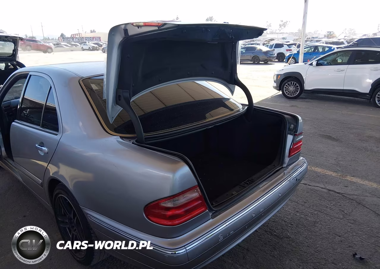 2001 Mercedes-Benz E 320 VIN:WDBJF65J81B381592 - 13