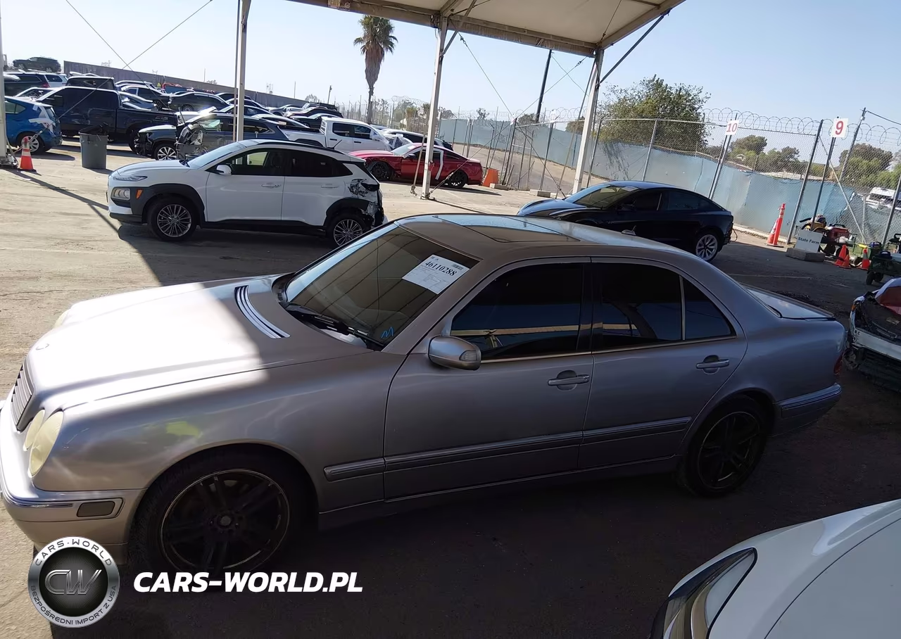 2001 Mercedes-Benz E 320 VIN:WDBJF65J81B381592 - 16