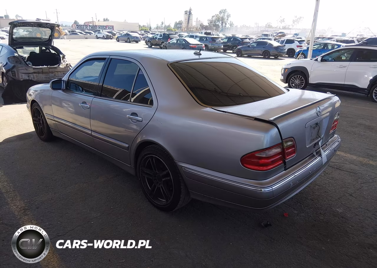 2001 Mercedes-Benz E 320 VIN:WDBJF65J81B381592 - 3