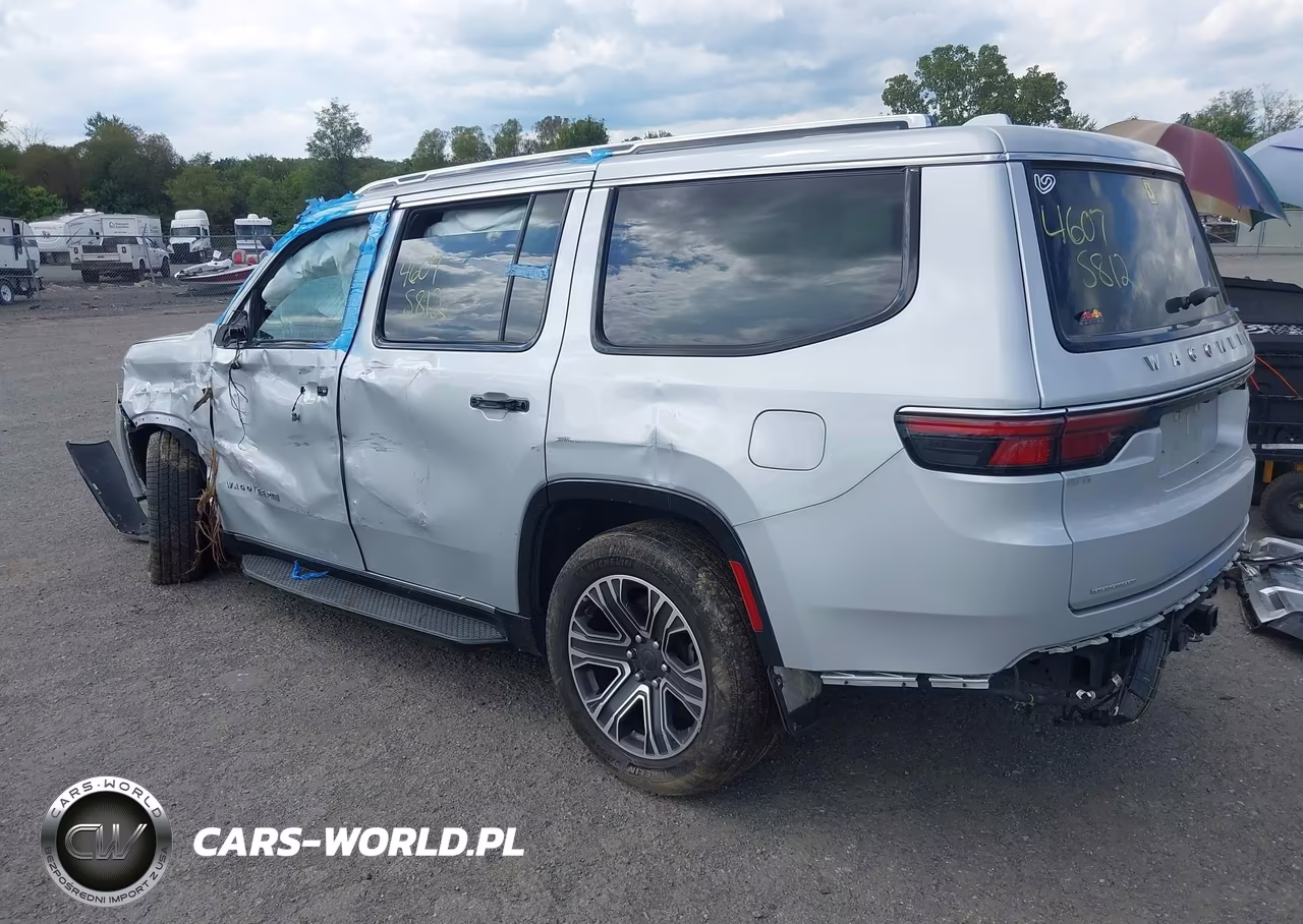 2022 Jeep Wagoneer Series Iii 4X4 VIN:1C4SJVDT2NS109823 - 3