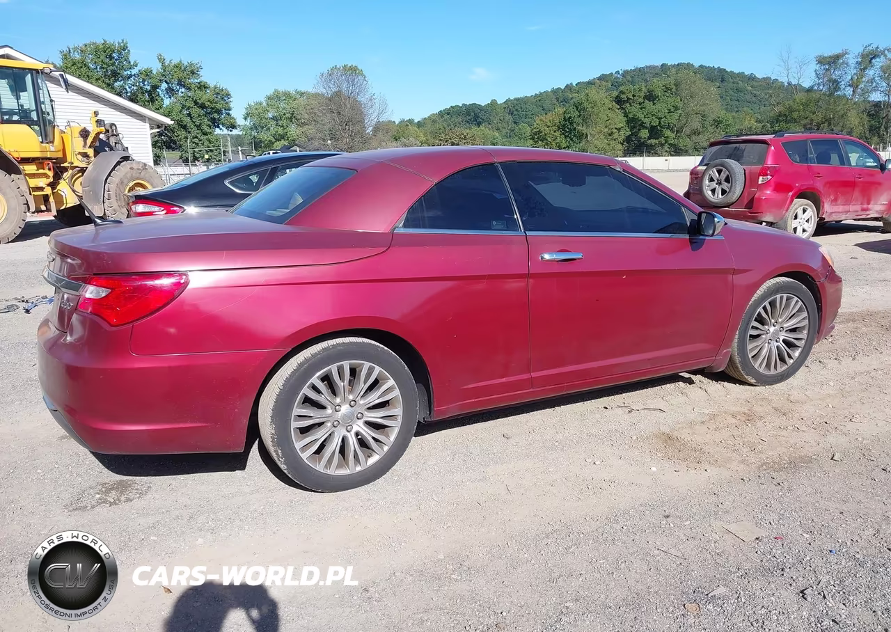 2013 Chrysler 200 Limited VIN:1C3BCBFG6DN614824 - 4