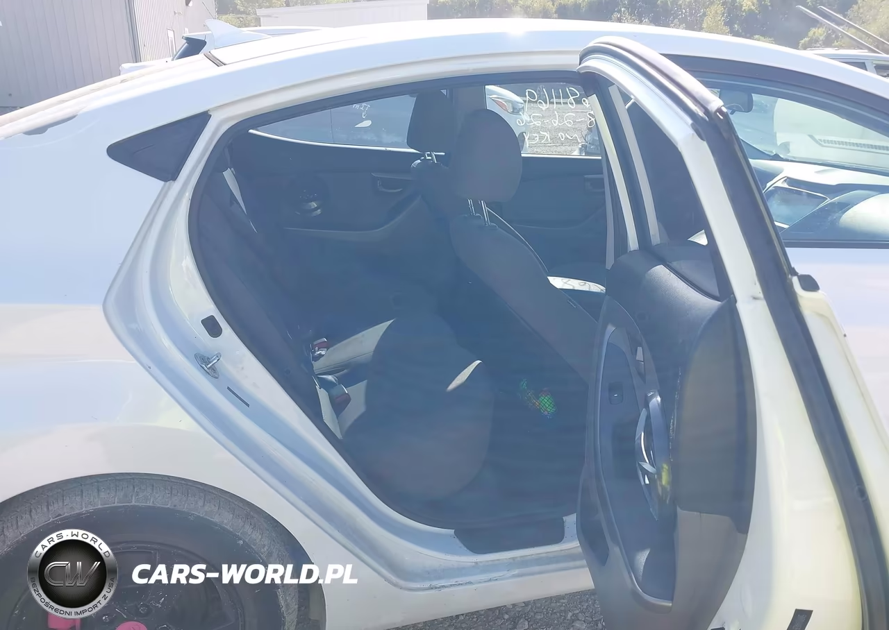 2015 Hyundai Elantra Se VIN:5NPDH4AE8FH581058 - 8