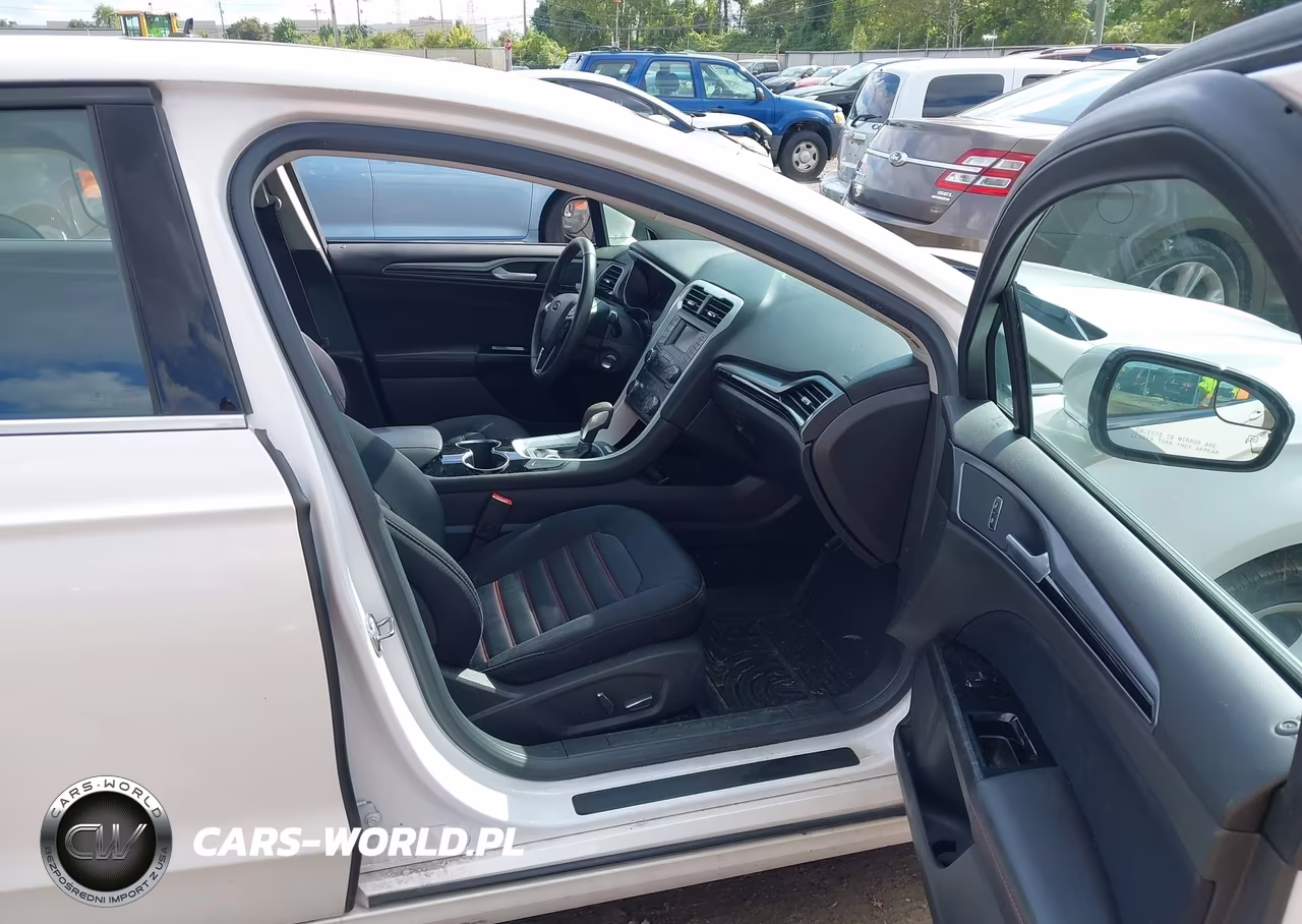 2015 Ford Fusion Se VIN:1FA6P0H70F5120440 - 5