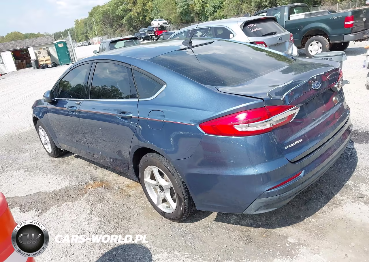 2019 Ford Fusion S VIN:3FA6P0G77KR128897 - 3