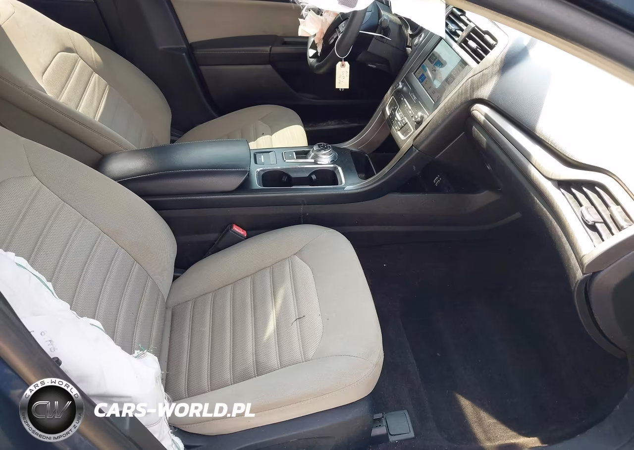 2019 Ford Fusion S VIN:3FA6P0G77KR128897 - 5