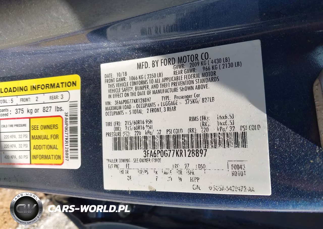 2019 Ford Fusion S VIN:3FA6P0G77KR128897 - 9