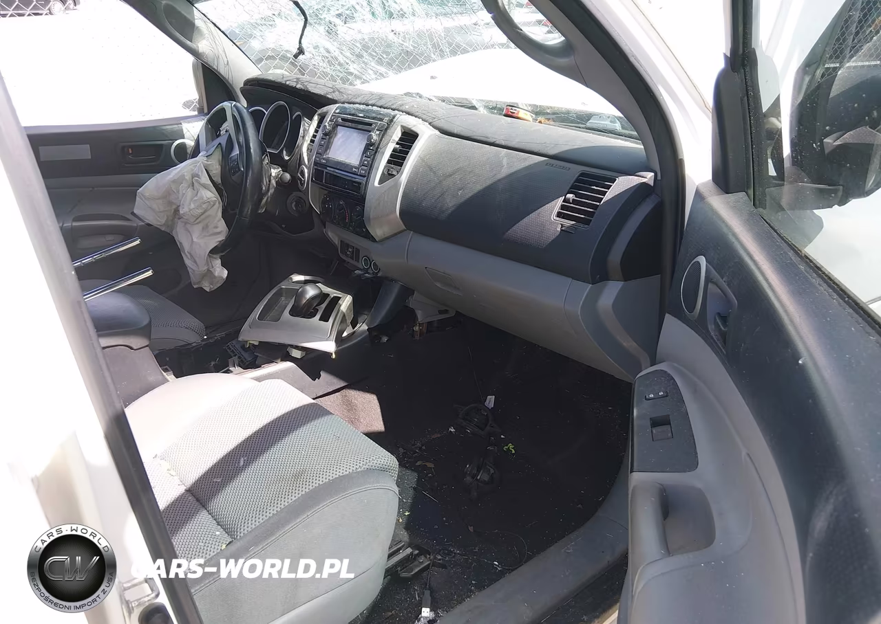 2012 Toyota Tacoma Base V6 VIN:5TFLU4EN6CX047218 - 5