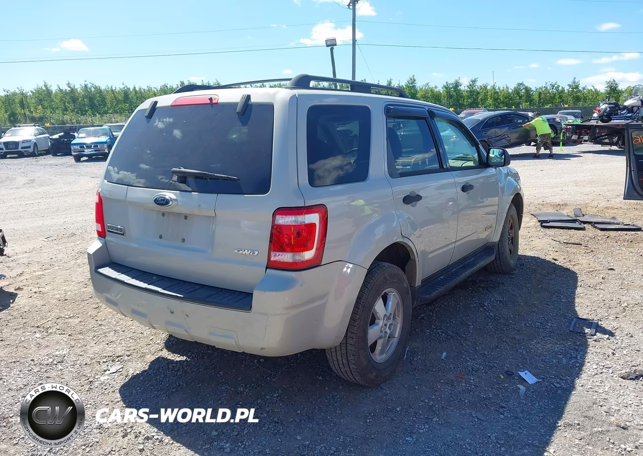 2008 Ford Escape Xlt VIN:1FMCU93188KC92891 - 4