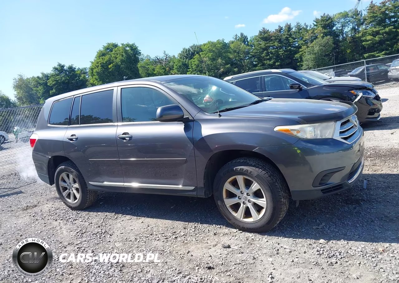 2012 Toyota Highlander Base V6 VIN:5TDBK3EH2CS118880 - 13