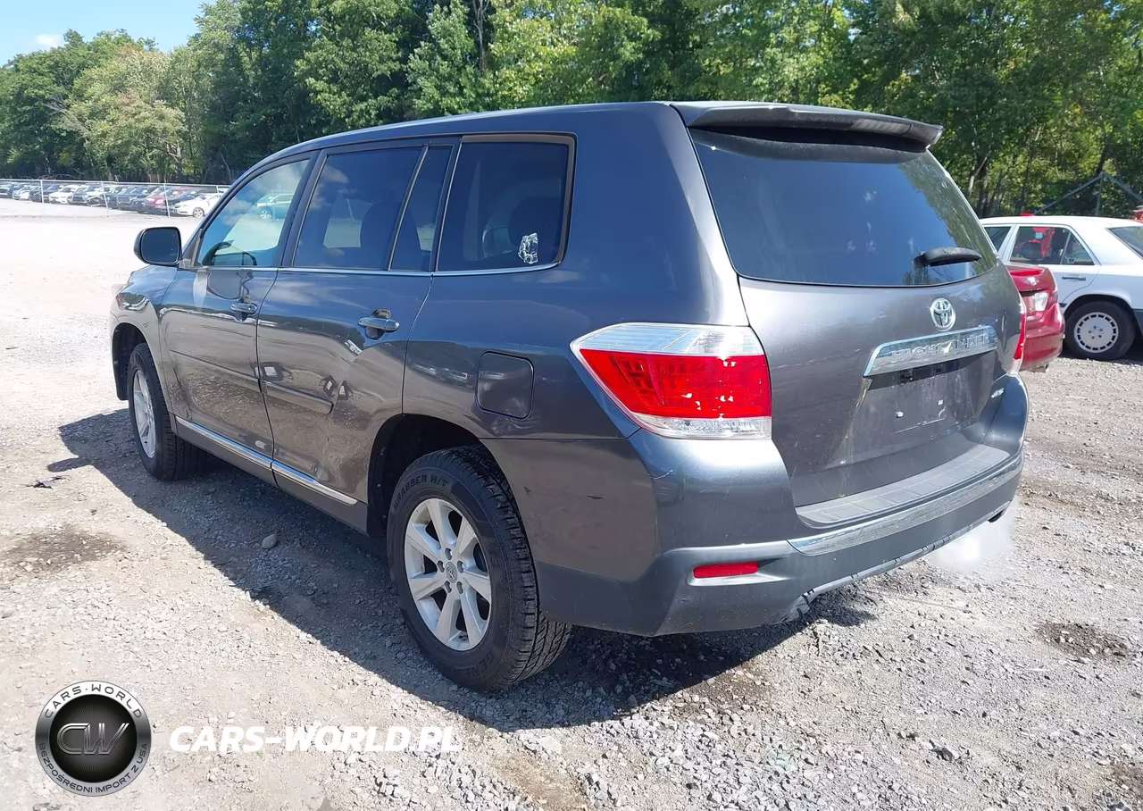 2012 Toyota Highlander Base V6 VIN:5TDBK3EH2CS118880 - 3