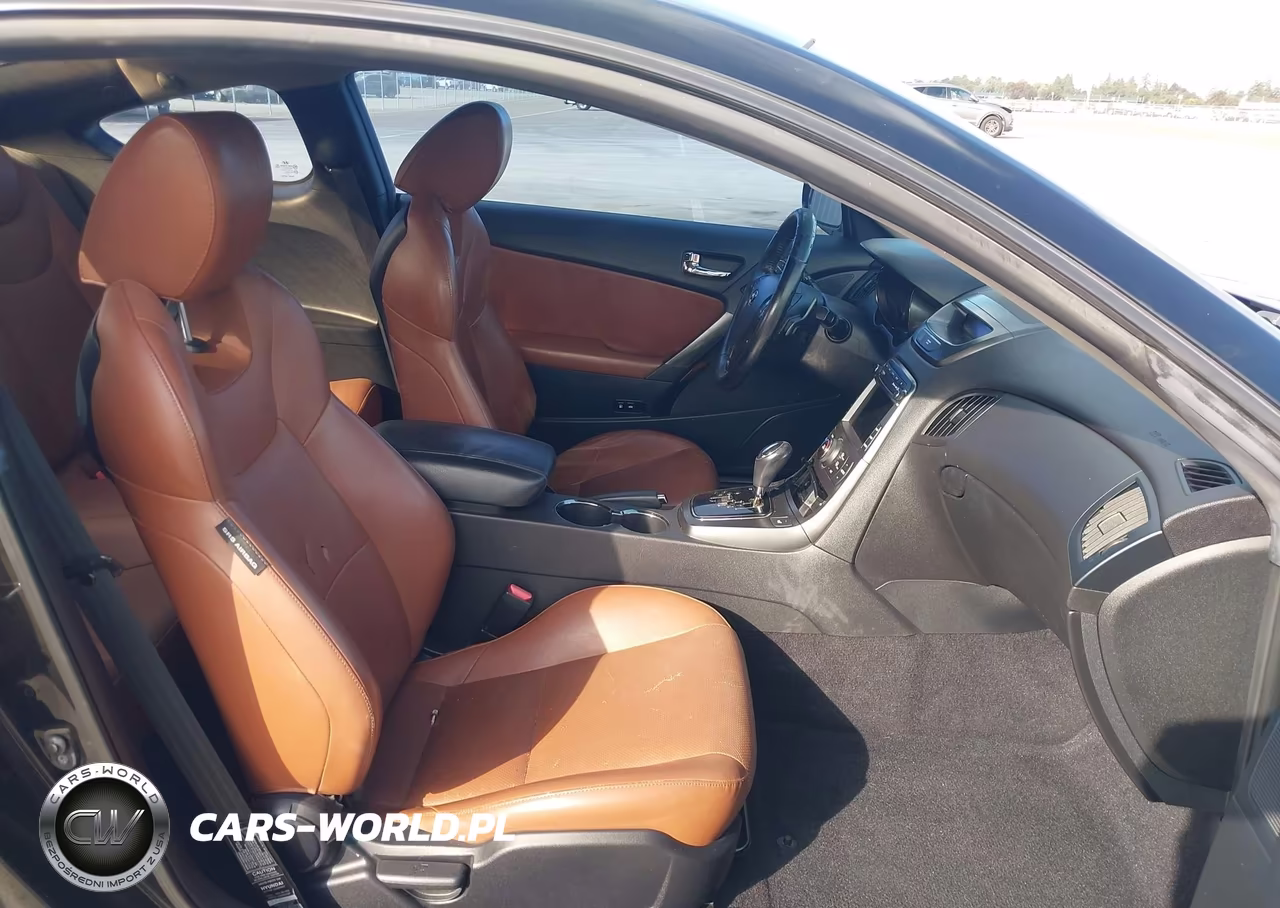 2012 Hyundai Genesis 3.8 Grand Touring VIN:KMHHU6KH5CU073872 - 5