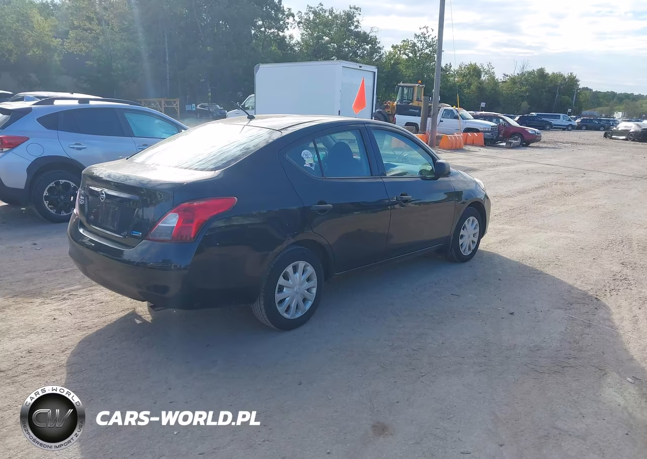 2012 Nissan Versa 1.6 S VIN:3N1CN7AP4CL877703 - 4