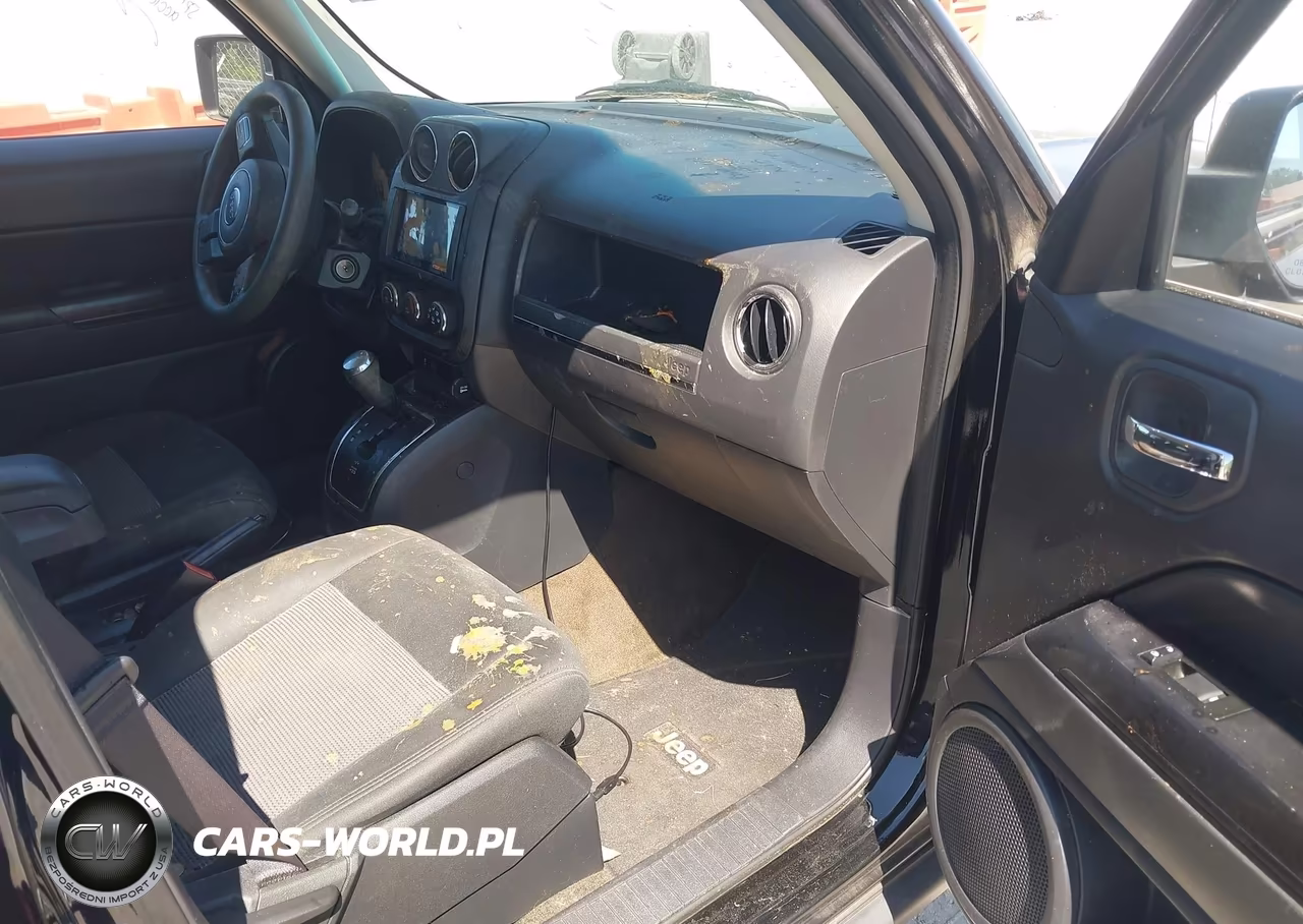 2015 Jeep Patriot Altitude Edition VIN:1C4NJPBA1FD350174 - 5