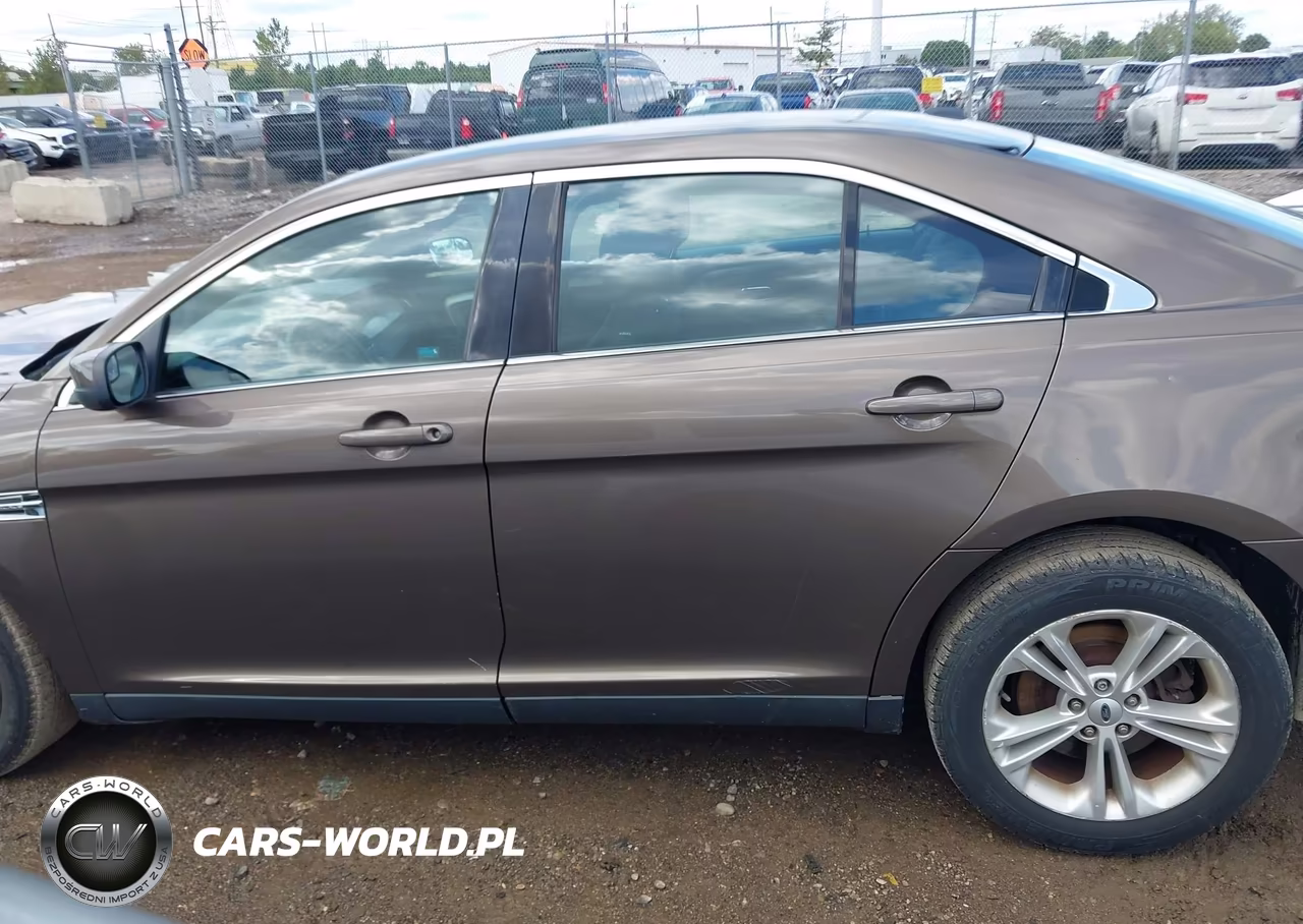 2015 Ford Taurus Sel VIN:1FAHP2E81FG108514 - 15