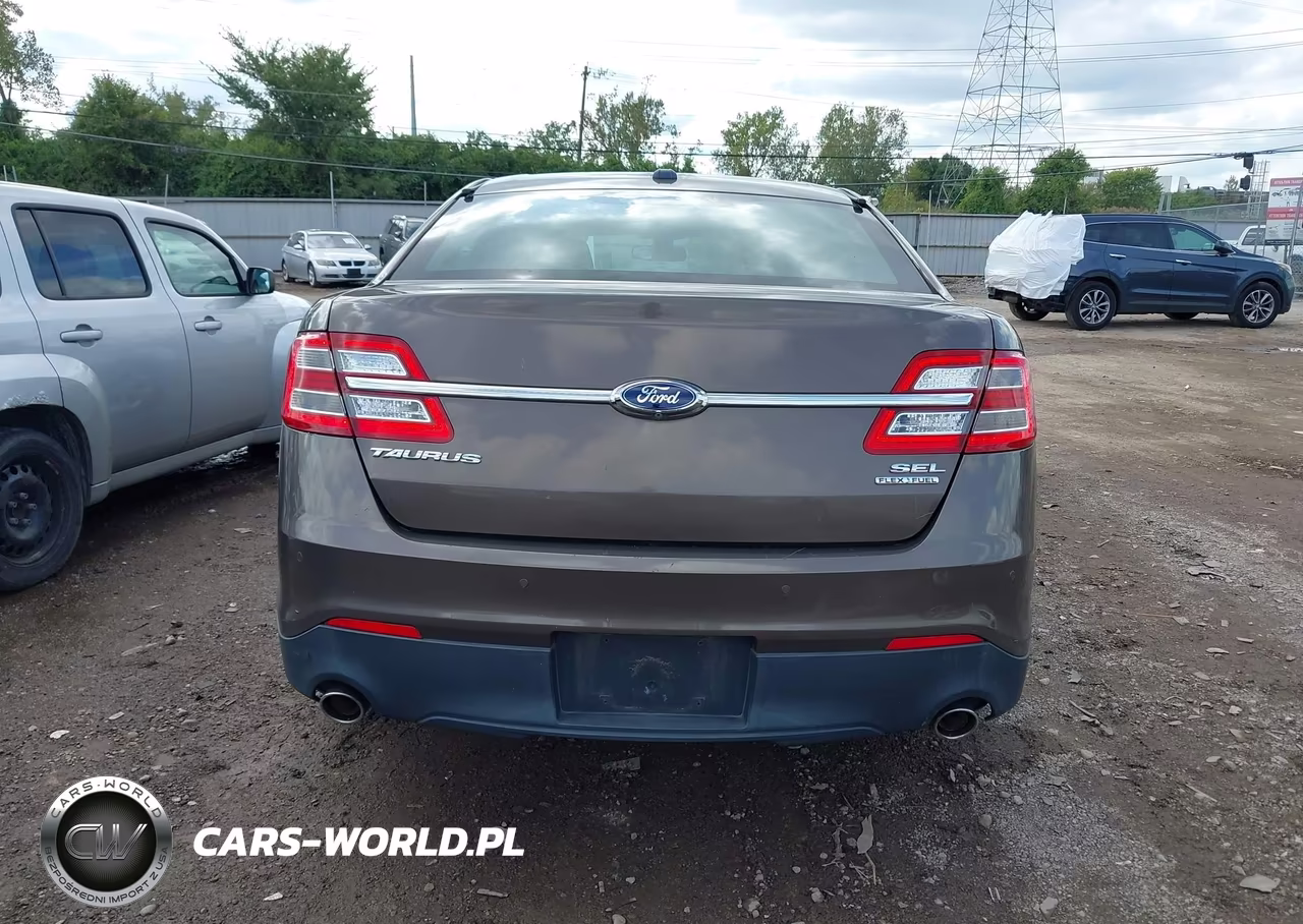 2015 Ford Taurus Sel VIN:1FAHP2E81FG108514 - 17