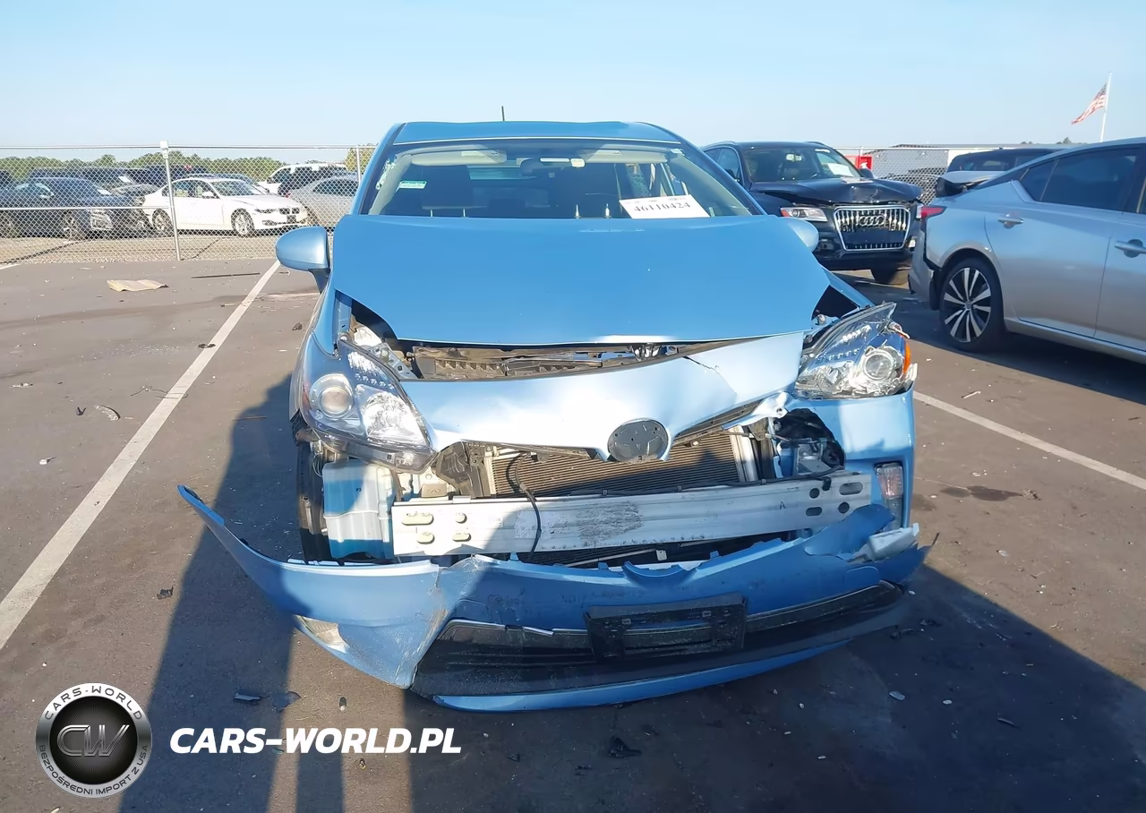 2014 Toyota Prius Plug-In VIN:JTDKN3DP2E3050231 - 12