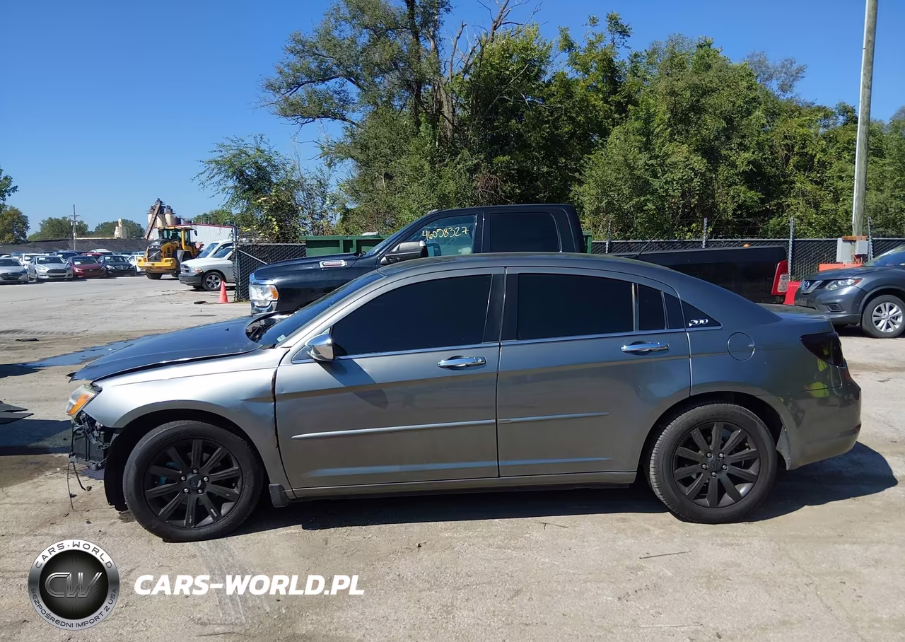 2013 Chrysler 200 Limited VIN:1C3CCBCG2DN607698 - 15