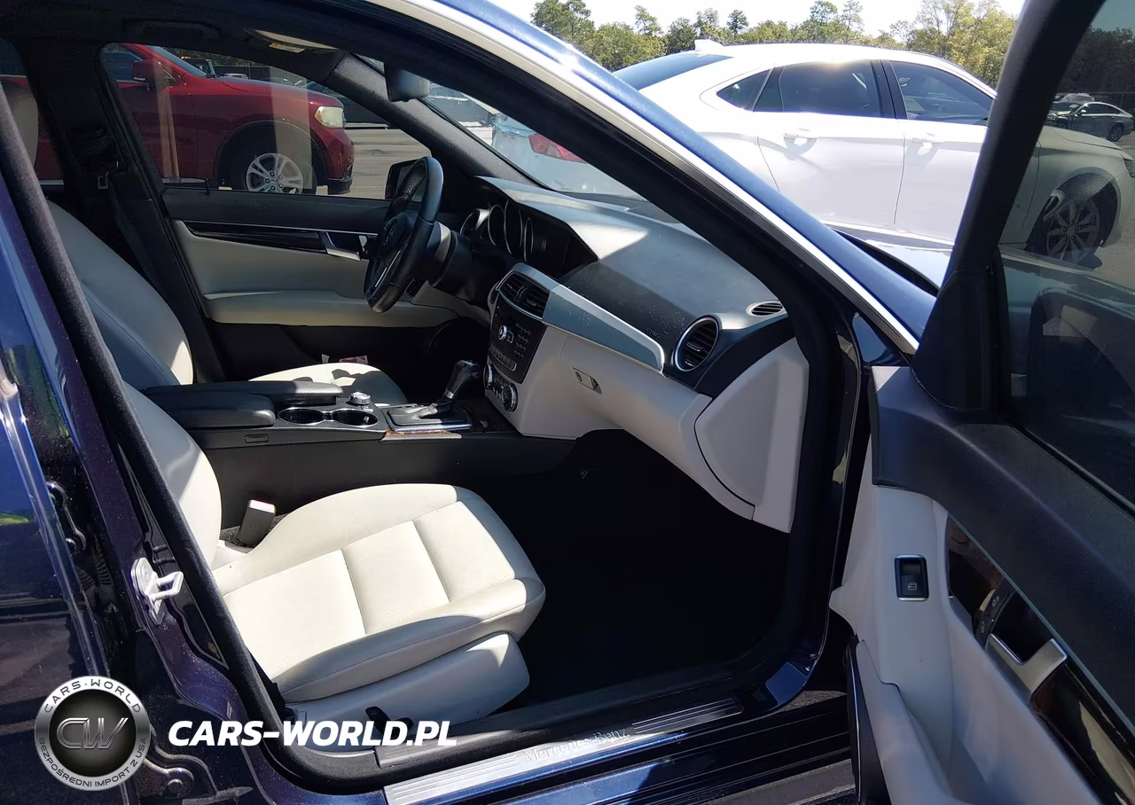 2013 Mercedes-Benz C 250 Luxury-Sport VIN:WDDGF4HB6DA808188 - 5