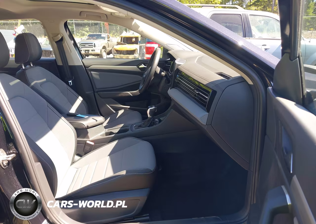 2025 Volkswagen Jetta 1.5T Se VIN:3VW7X7BU4SM038248 - 5