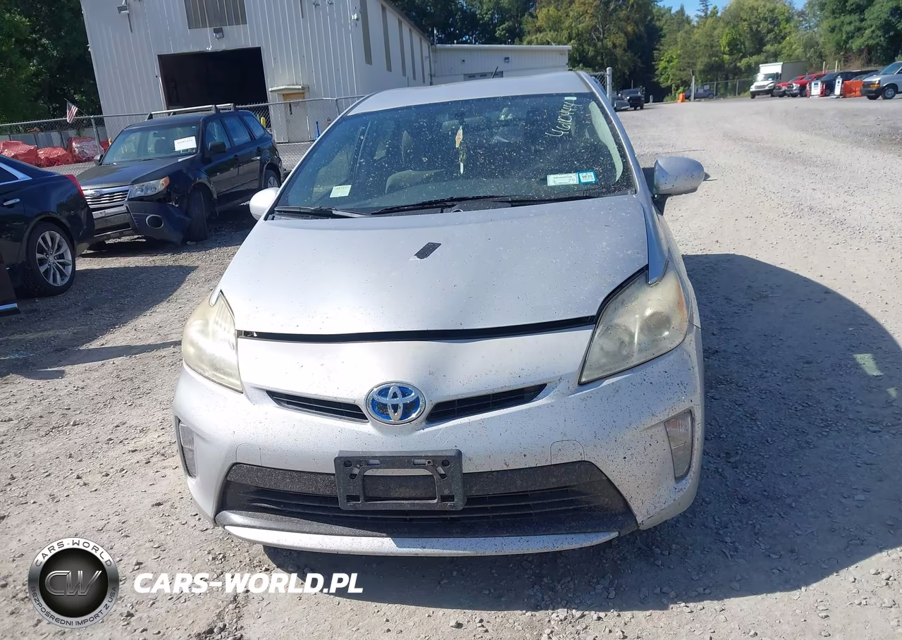 2012 Toyota Prius Three VIN:JTDKN3DUXC5404181 - 12