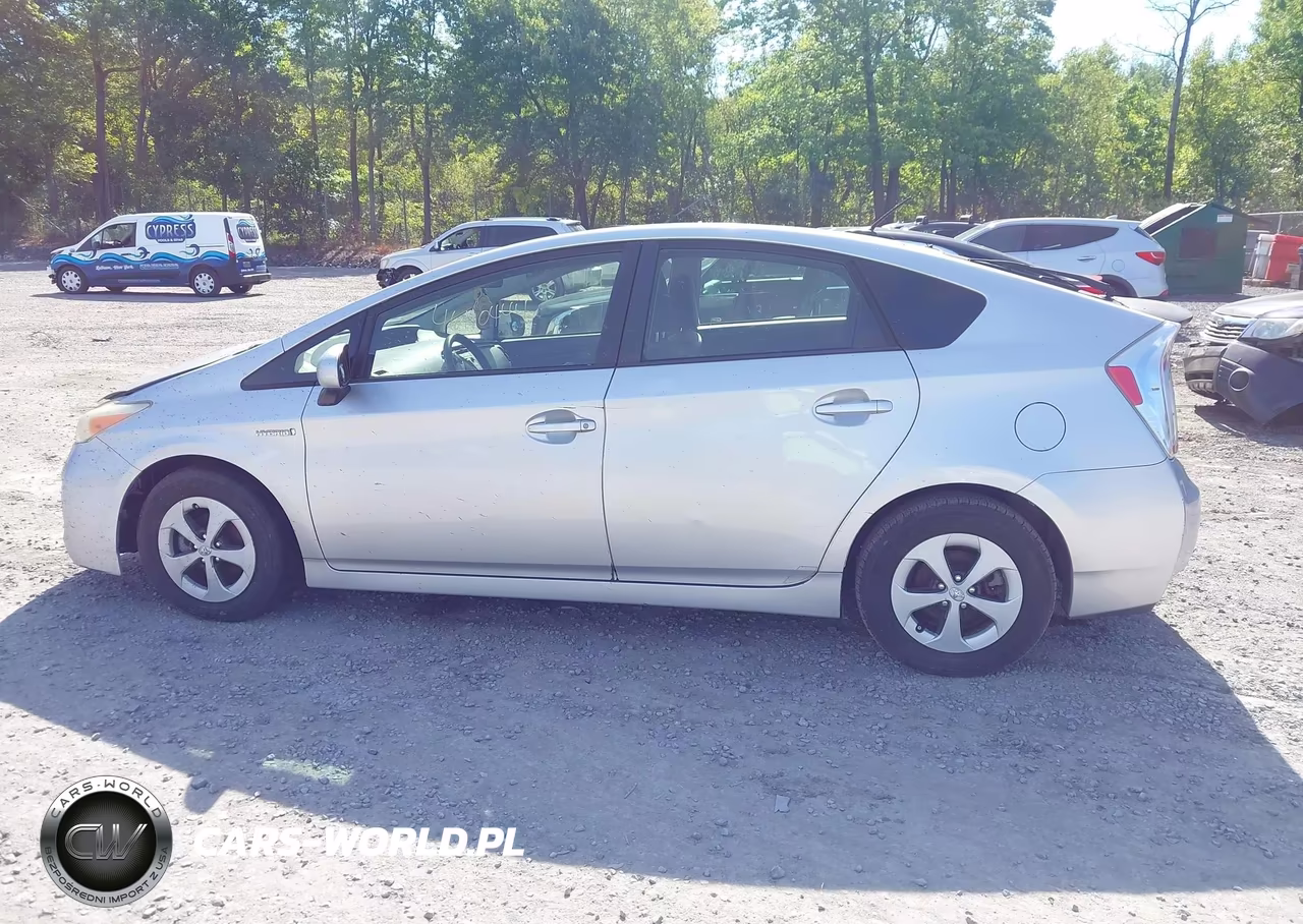 2012 Toyota Prius Three VIN:JTDKN3DUXC5404181 - 14