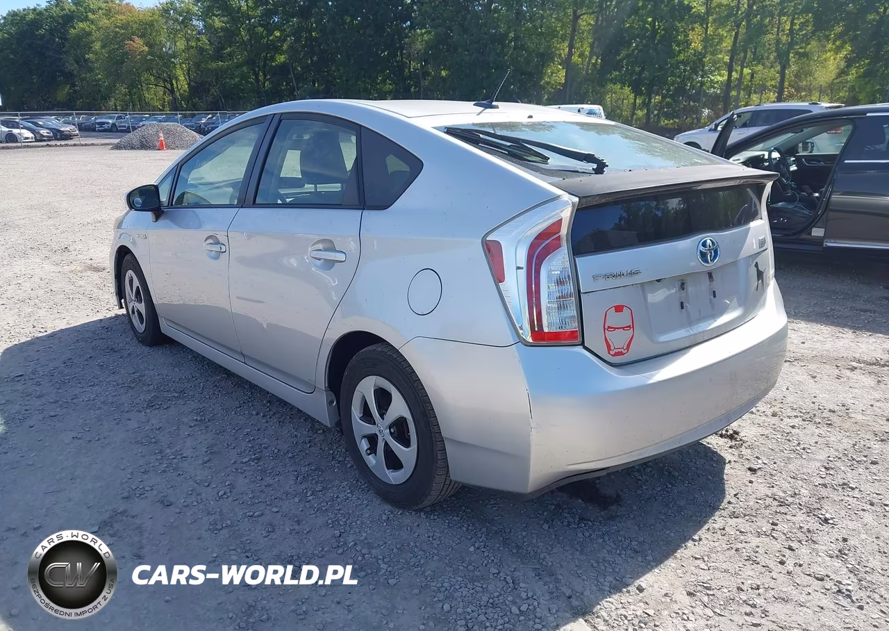 2012 Toyota Prius Three VIN:JTDKN3DUXC5404181 - 3
