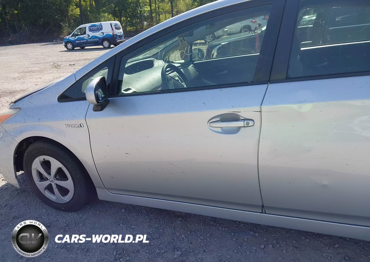 2012 Toyota Prius Three VIN:JTDKN3DUXC5404181 - 6