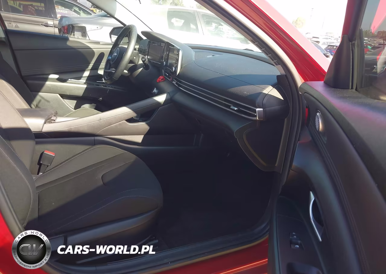 2021 Hyundai Elantra Sel VIN:KMHLN4AGXMU099941 - 5