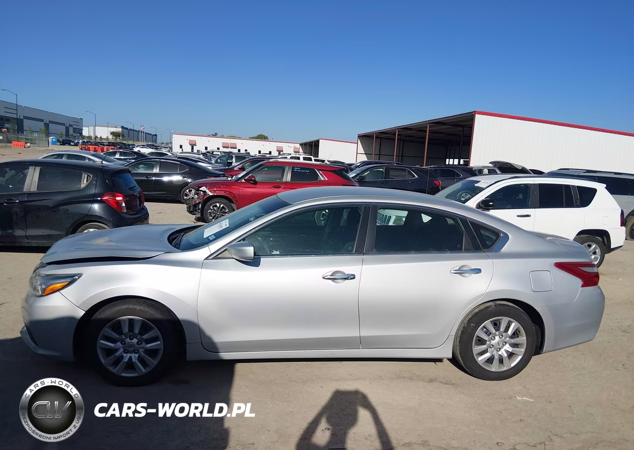 2018 Nissan Altima 2.5 S VIN:1N4AL3AP9JC132768 - 14