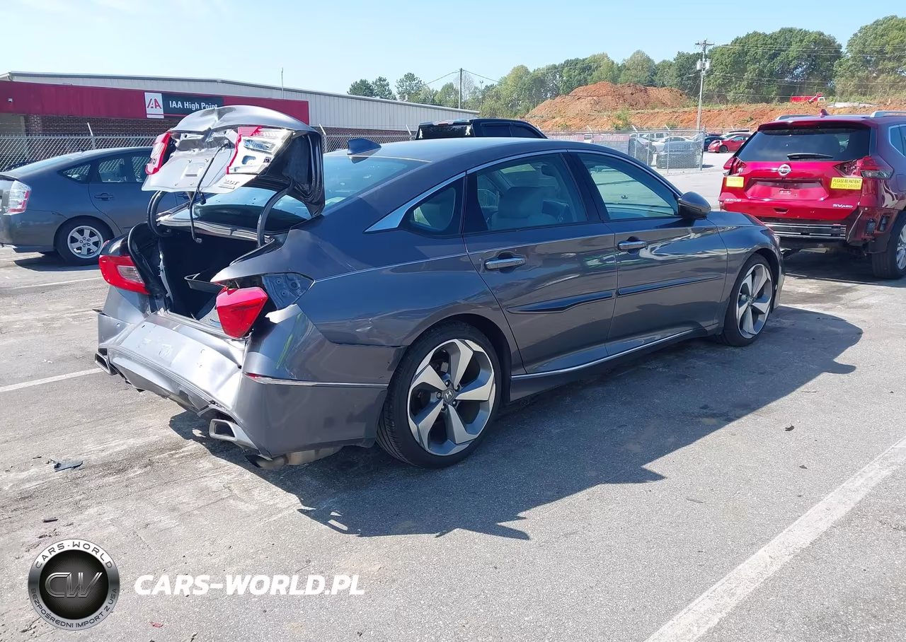 2019 Honda Accord Touring 2.0T VIN:1HGCV2F98KA004022 - 4