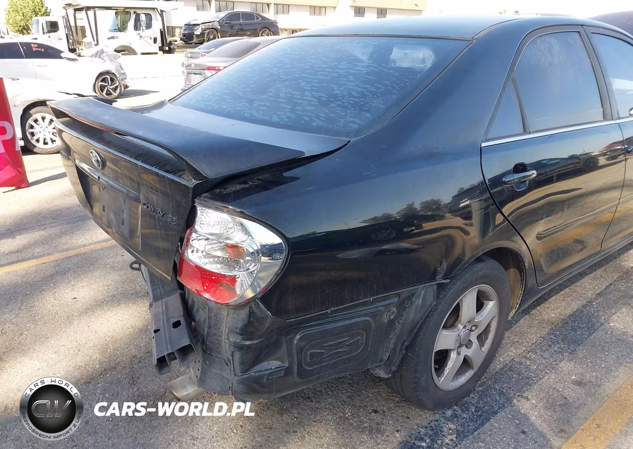 2002 Toyota Camry Se VIN:JTDBE32K820023524 - 13