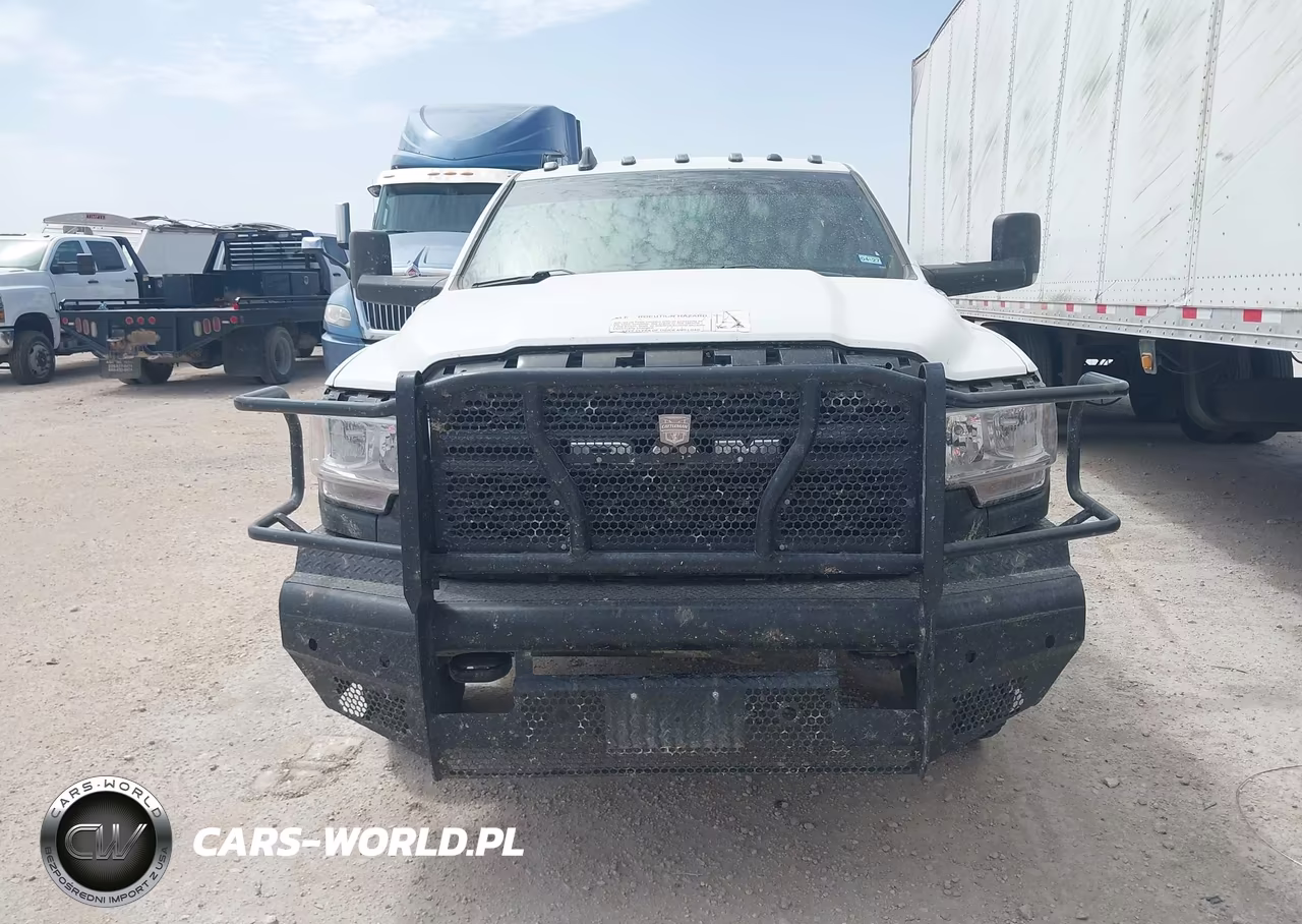 2022 Ram 3500 Chassis Tradesman-Slt-Laramie-Limited VIN:3C7WRTCJ3NG200141 - 12