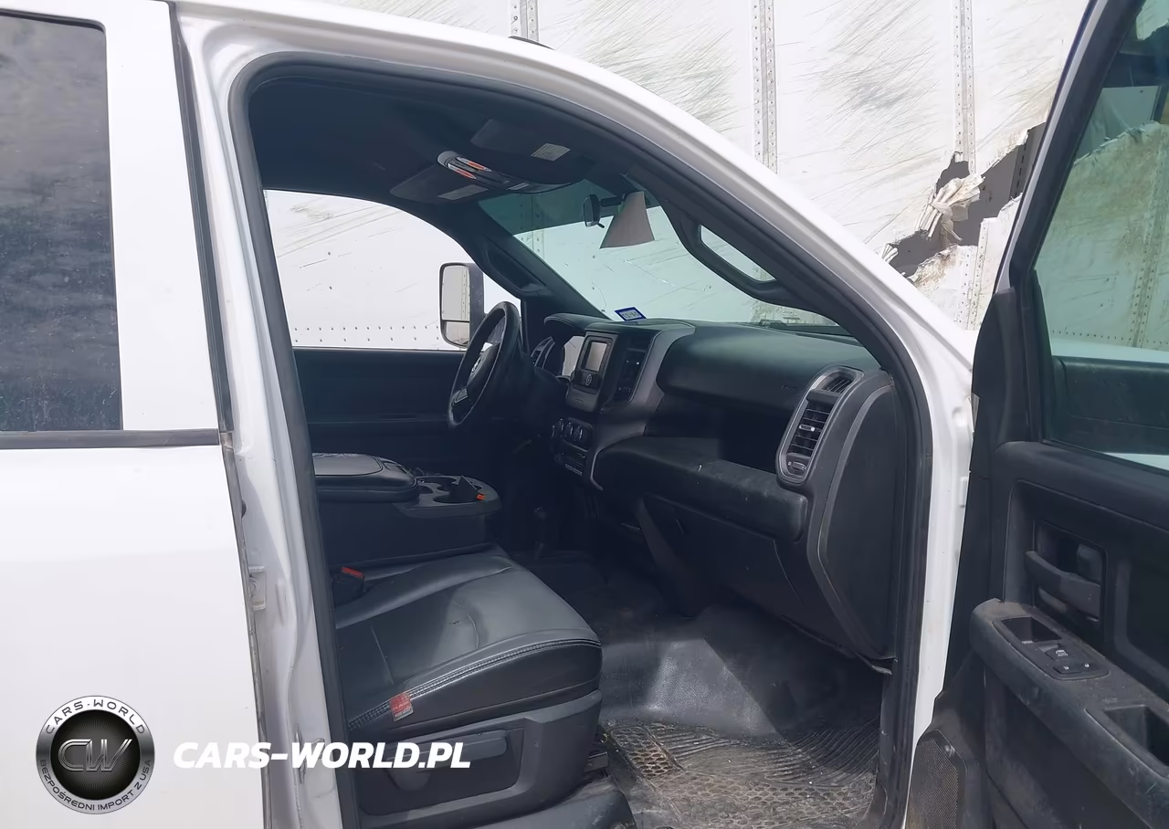 2022 Ram 3500 Chassis Tradesman-Slt-Laramie-Limited VIN:3C7WRTCJ3NG200141 - 5