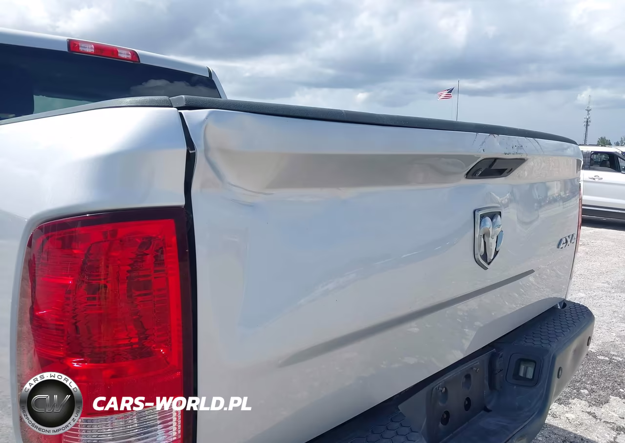 2016 Ram 2500 Tradesman VIN:3C6UR5CL8GG319539 - 13