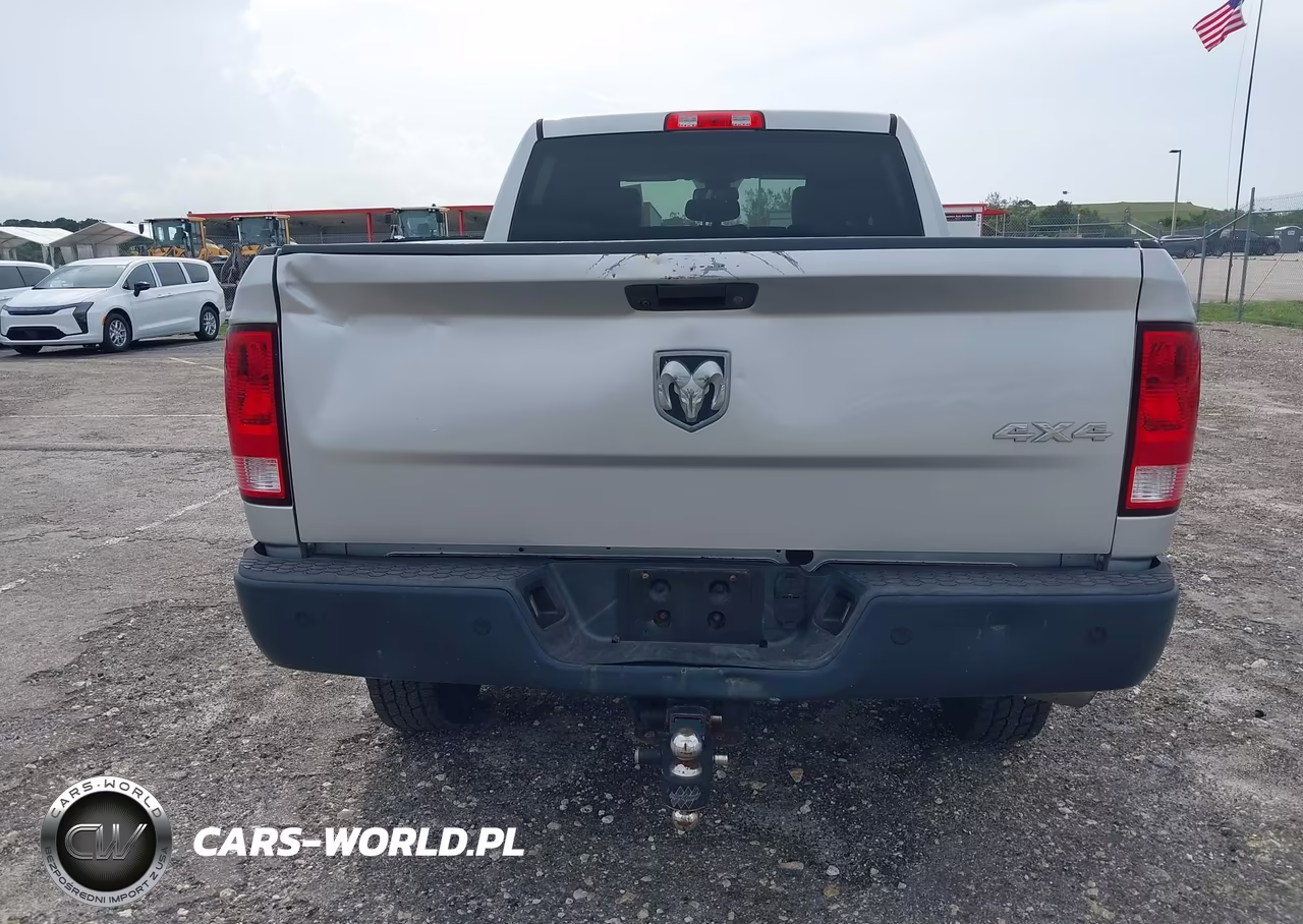 2016 Ram 2500 Tradesman VIN:3C6UR5CL8GG319539 - 18