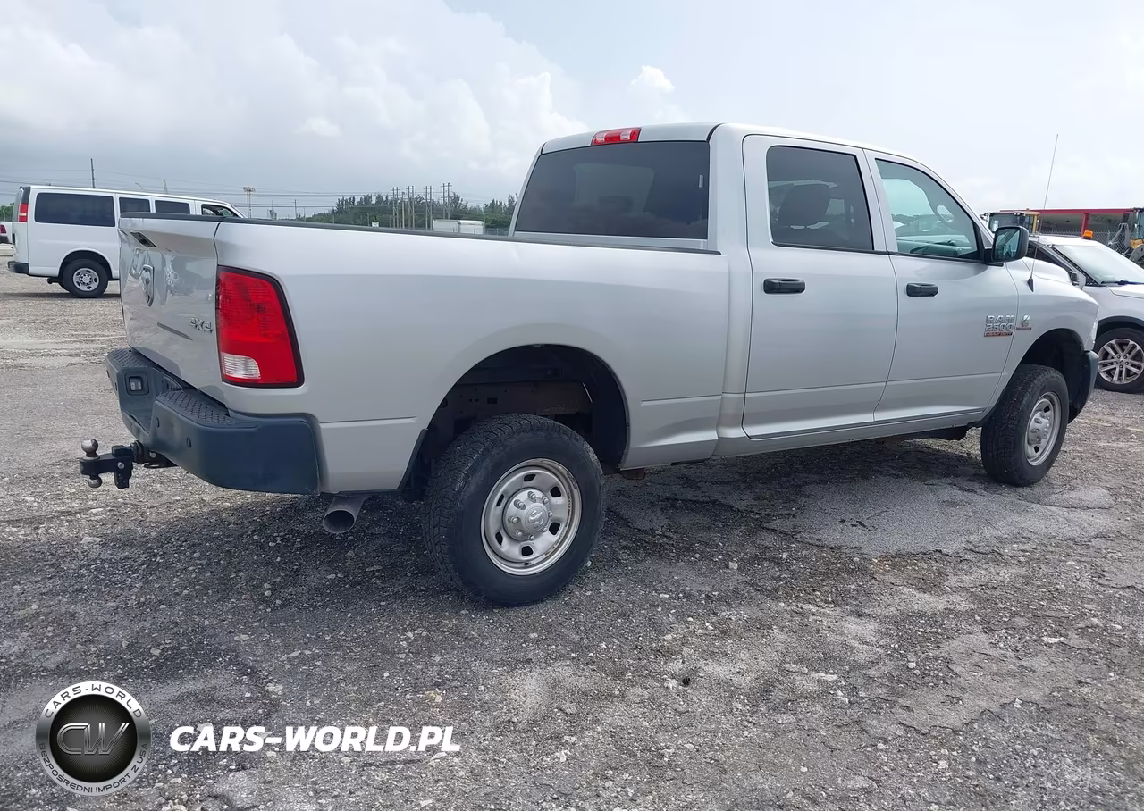 2016 Ram 2500 Tradesman VIN:3C6UR5CL8GG319539 - 4