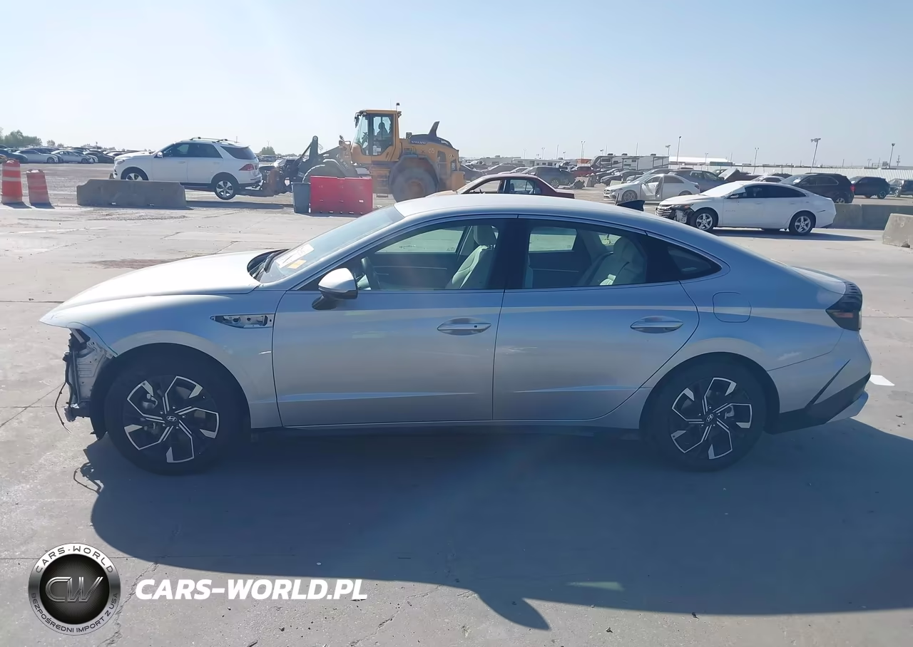 2025 Hyundai Sonata Sel VIN:KMHL64JA2SA497717 - 15